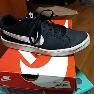 Nike Women's Casual Sneakers